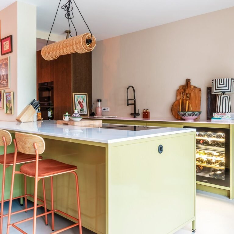 Bar Stools That Will Instantly Elevate Your Kitchen Island